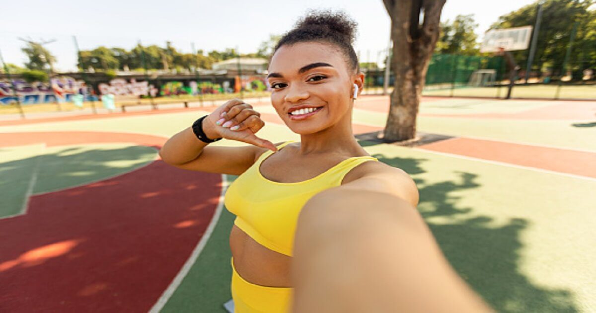 Mid-level influencers are people who have a following of over 10,000 on social media following. They may not have the reach of macro-influencers, but they can still drive a lot of engagement and have a big impact on their followers.